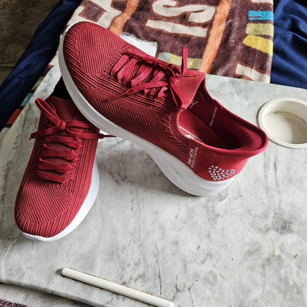 Skechers slip ons